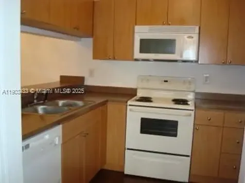 18230 Mediterranean Bl Hialeah FL 33015