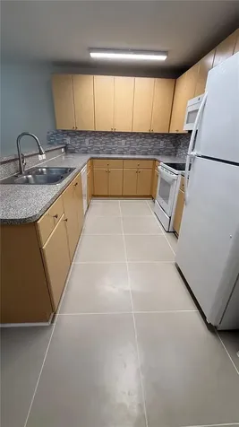 22821 SW 88th Place Cutler Bay FL 33190