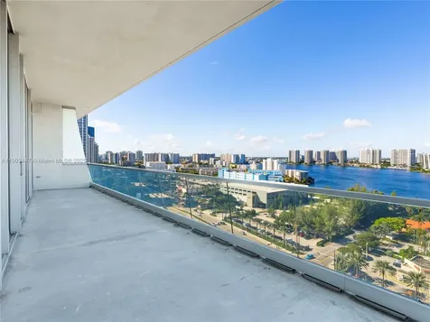 18501 Collins Avenue Sunny Isles Beach FL 33160