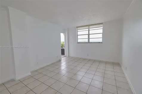 2903 N Miami Beach Boulevard North Miami Beach FL 33160
