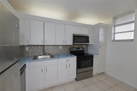 2903 N Miami Beach Boulevard North Miami Beach FL 33160