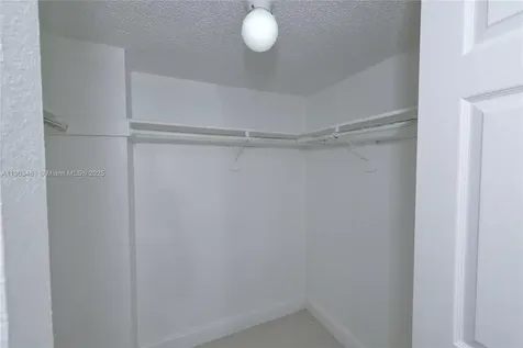 2903 N Miami Beach Boulevard North Miami Beach FL 33160