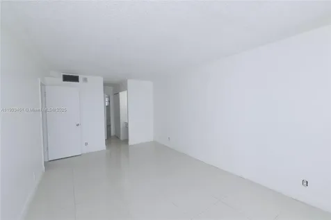 2903 N Miami Beach Boulevard North Miami Beach FL 33160