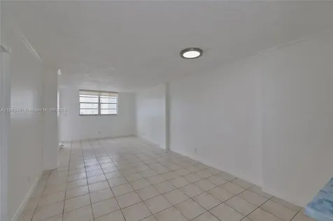 2903 N Miami Beach Boulevard North Miami Beach FL 33160