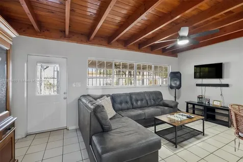 7231 SW 6th Street Miami FL 33144