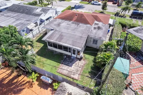 7231 SW 6th Street Miami FL 33144