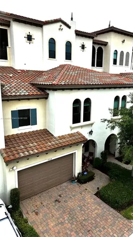 2954 NW 124th Way Sunrise FL 33323