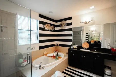 2954 NW 124th Way Sunrise FL 33323