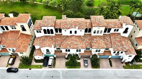 2954 NW 124th Way Sunrise FL 33323
