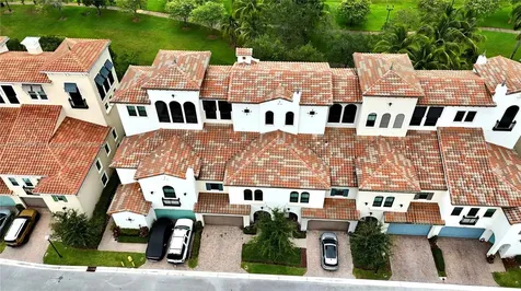 2954 NW 124th Way Sunrise FL 33323