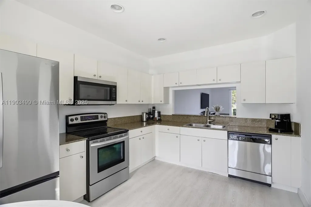 8231 SW 29th Street Miramar FL 33025