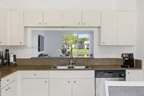 8231 SW 29th Street Miramar FL 33025