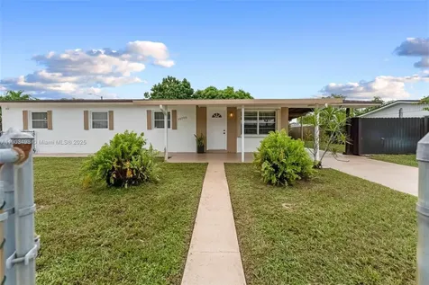 19700 NW 48th Avenue Miami Gardens FL 33055