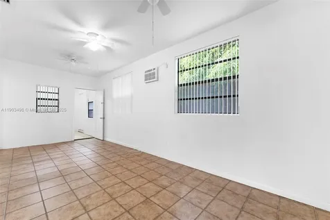 19700 NW 48th Avenue Miami Gardens FL 33055