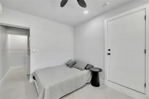 6021 SW 19th Street Miami FL 33155