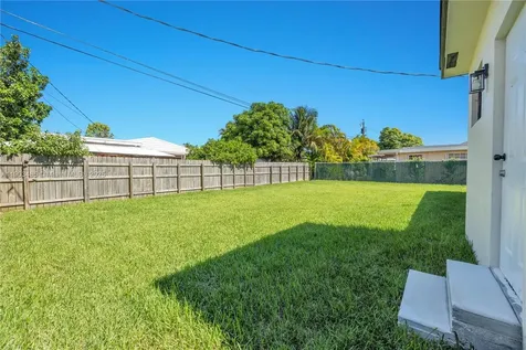 6021 SW 19th Street Miami FL 33155