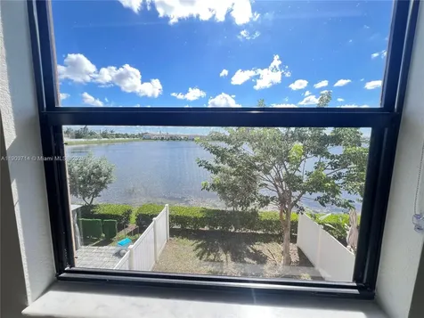 3304 W 114th Terrace Hialeah FL 33018