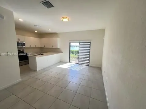 3304 W 114th Terrace Hialeah FL 33018