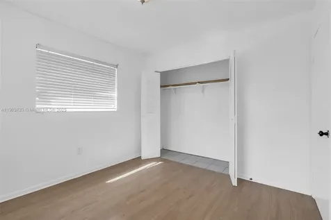 2809 SW 23rd Terrace Miami FL 33145