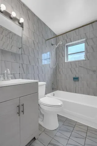 2809 SW 23rd Terrace Miami FL 33145
