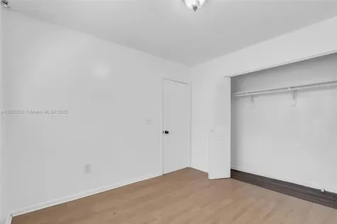 2809 SW 23rd Terrace Miami FL 33145