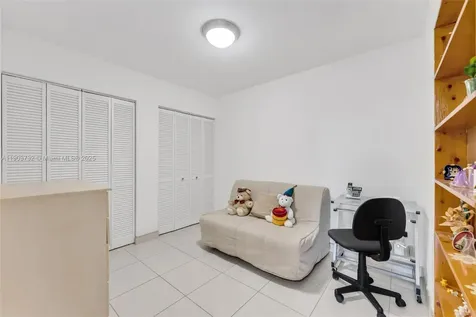 3661 SW 9th Terrace Miami FL 33135