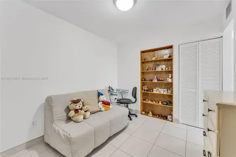 3661 SW 9th Terrace Miami FL 33135