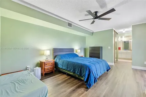 5924 NW 54th Lane Tamarac FL 33319