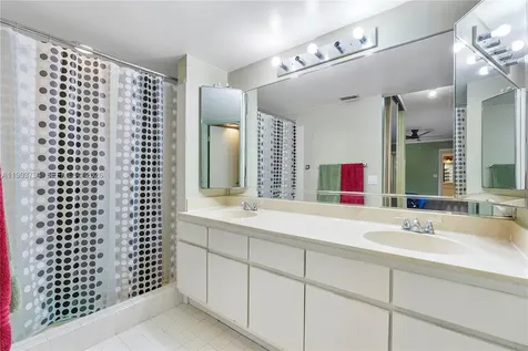 5924 NW 54th Lane Tamarac FL 33319