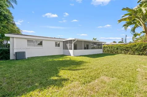 3207 Wilson Street Hollywood FL 33021