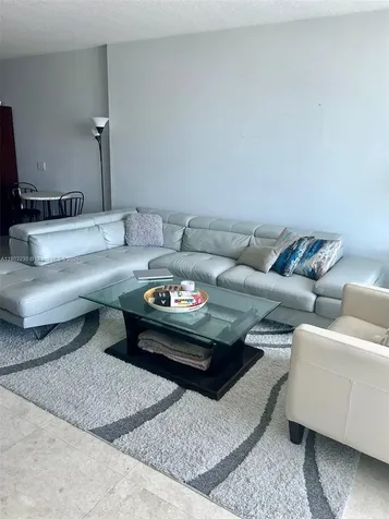 185 SW 7 Street Miami FL 33130