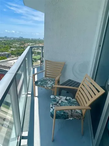 185 SW 7 Street Miami FL 33130