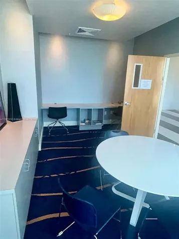185 SW 7 Street Miami FL 33130