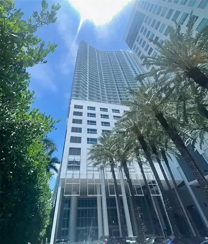 185 SW 7 Street Miami FL 33130