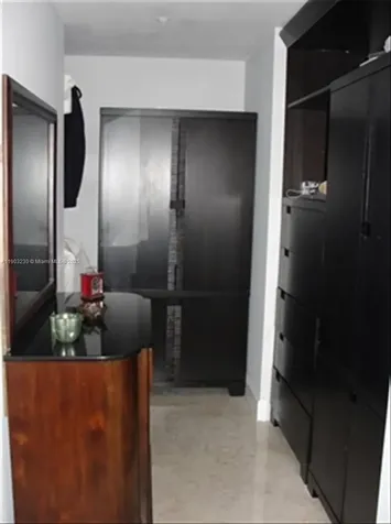 185 SW 7 Street Miami FL 33130