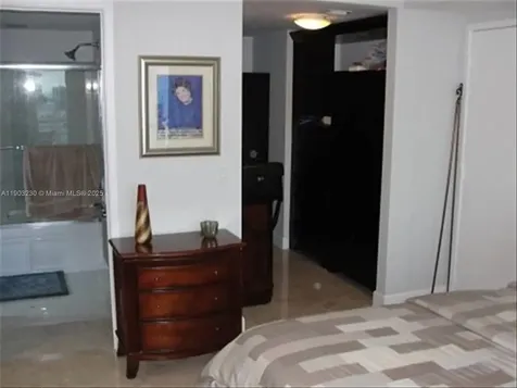 185 SW 7 Street Miami FL 33130