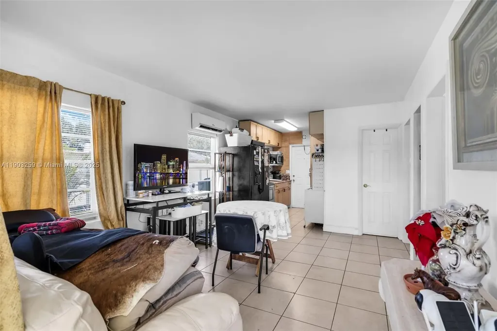 844 NW 15th Avenue Fort Lauderdale FL 33311