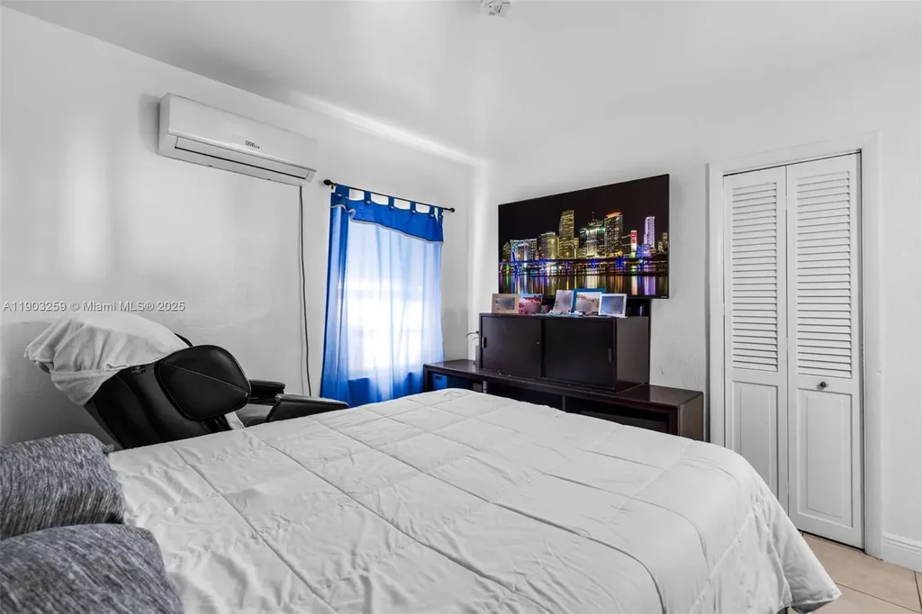 844 NW 15th Avenue Fort Lauderdale FL 33311