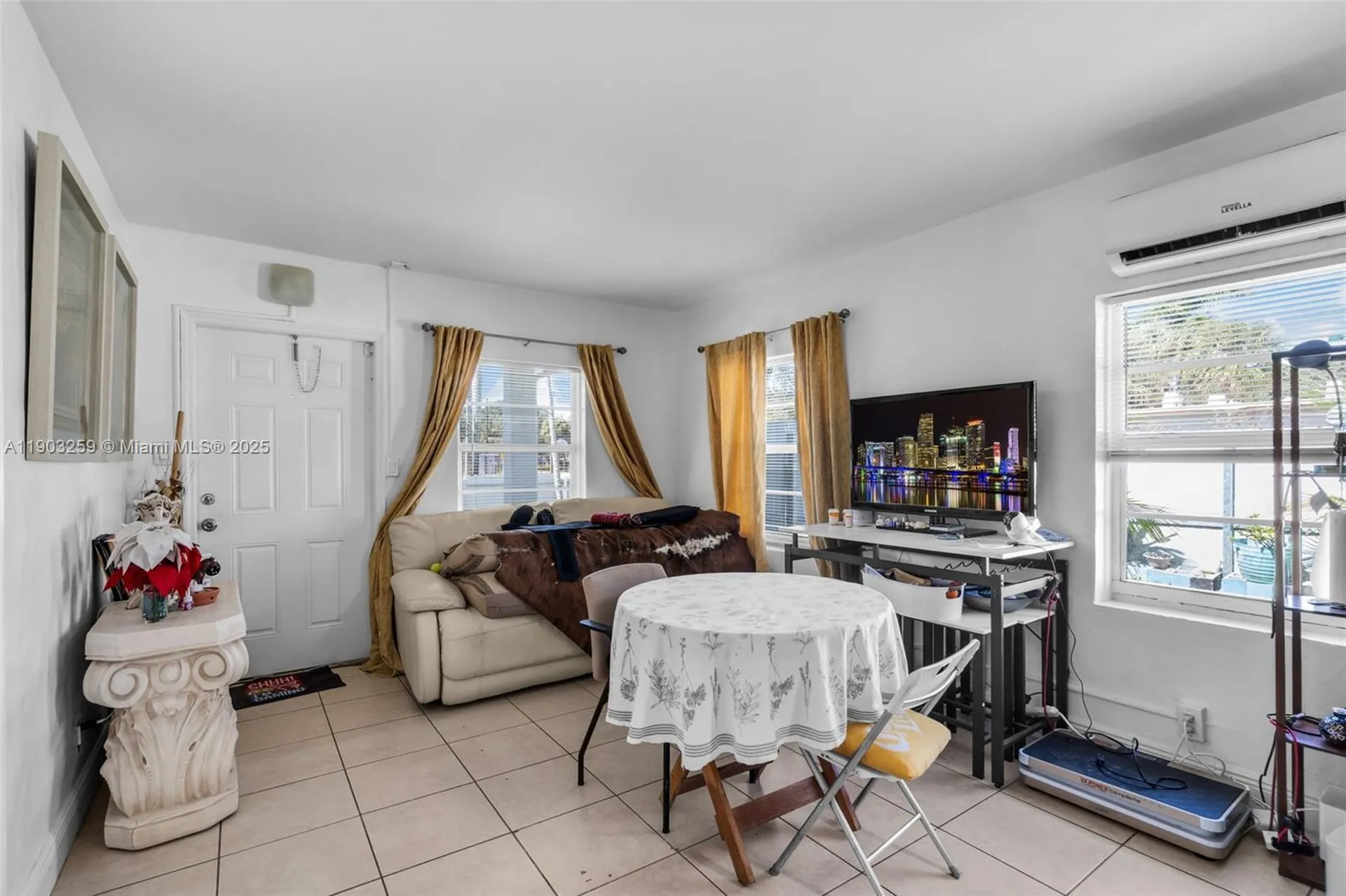 844 NW 15th Avenue Fort Lauderdale FL 33311