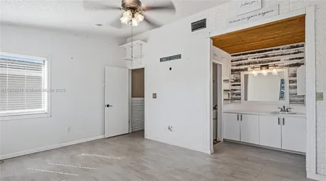 21808 SW 99th Avenue Cutler Bay FL 33190