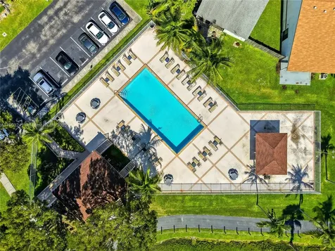 21808 SW 99th Avenue Cutler Bay FL 33190