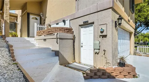 21808 SW 99th Avenue Cutler Bay FL 33190