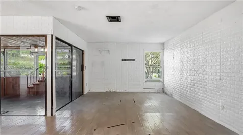 21808 SW 99th Avenue Cutler Bay FL 33190
