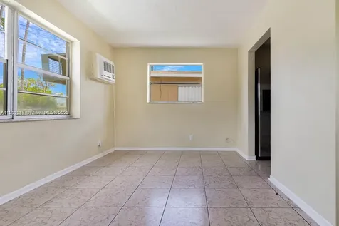 805 NW 3rd Terrace Hallandale Beach FL 33009