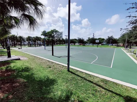 805 NW 3rd Terrace Hallandale Beach FL 33009