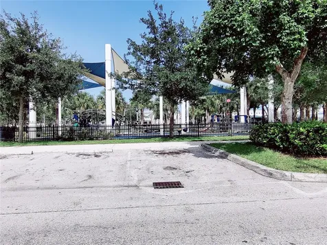 805 NW 3rd Terrace Hallandale Beach FL 33009