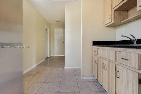 805 NW 3rd Terrace Hallandale Beach FL 33009