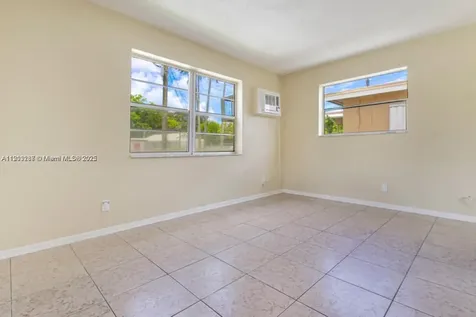 805 NW 3rd Terrace Hallandale Beach FL 33009