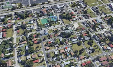805 NW 3rd Terrace Hallandale Beach FL 33009