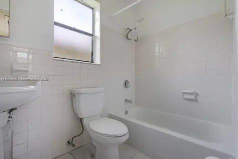 805 NW 3rd Terrace Hallandale Beach FL 33009